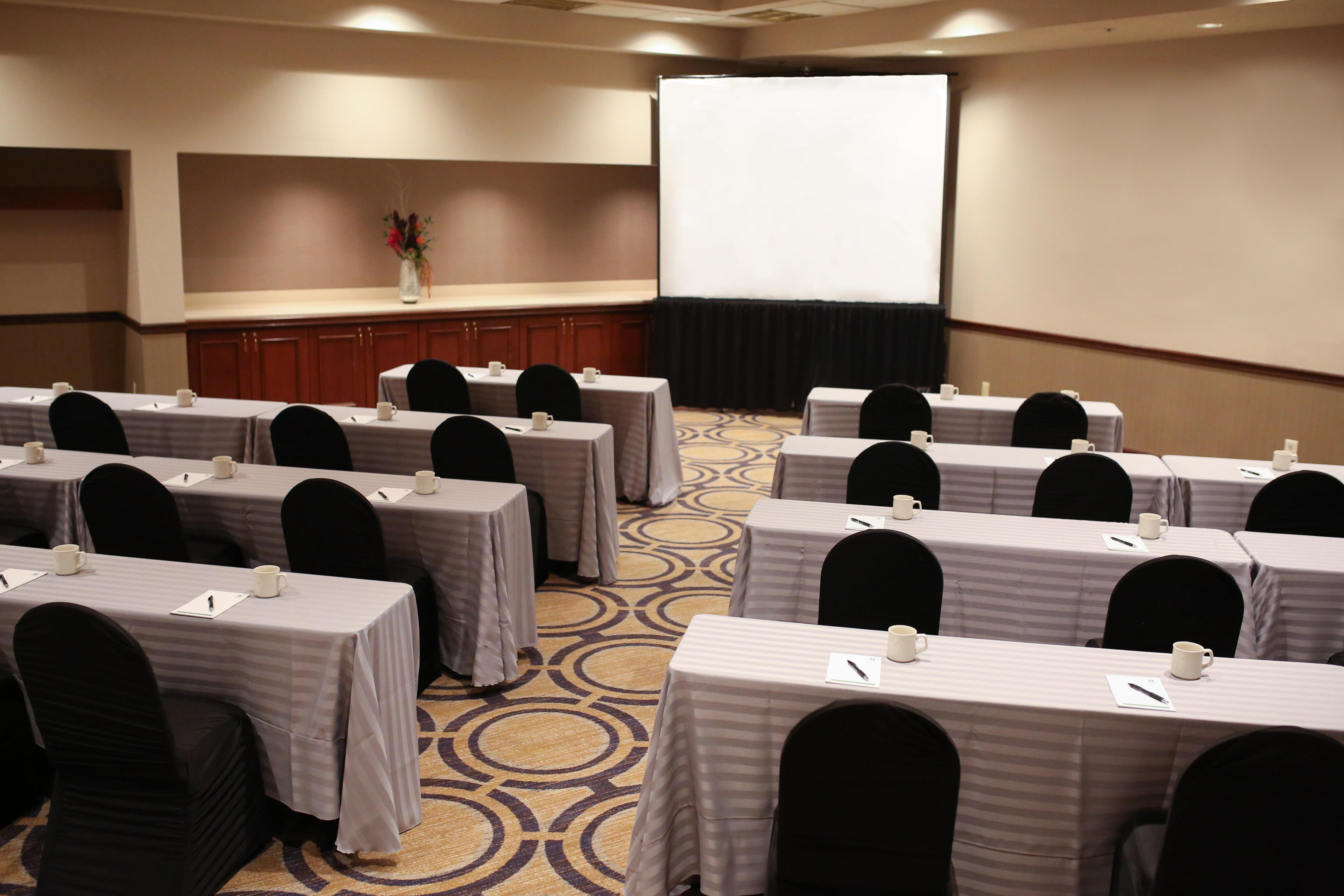 Holiday Inn Dayton/Fairborn I-675 By Ihg Exterior foto